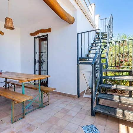 Country In Peaceful Location Villa