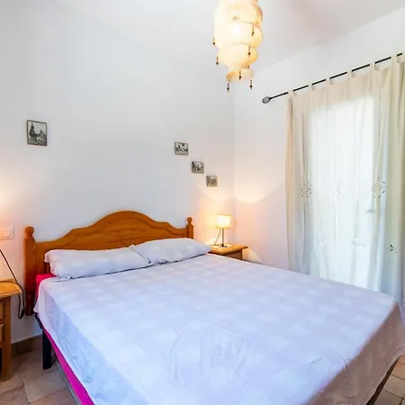 Villa Country In Peaceful Location